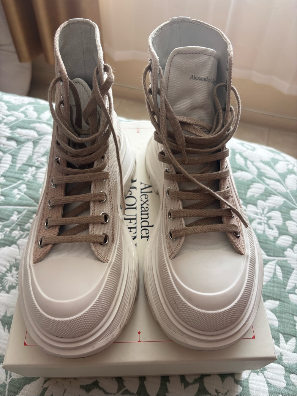 Alexander McQueen Beige and White High-Top Platform Sneakers